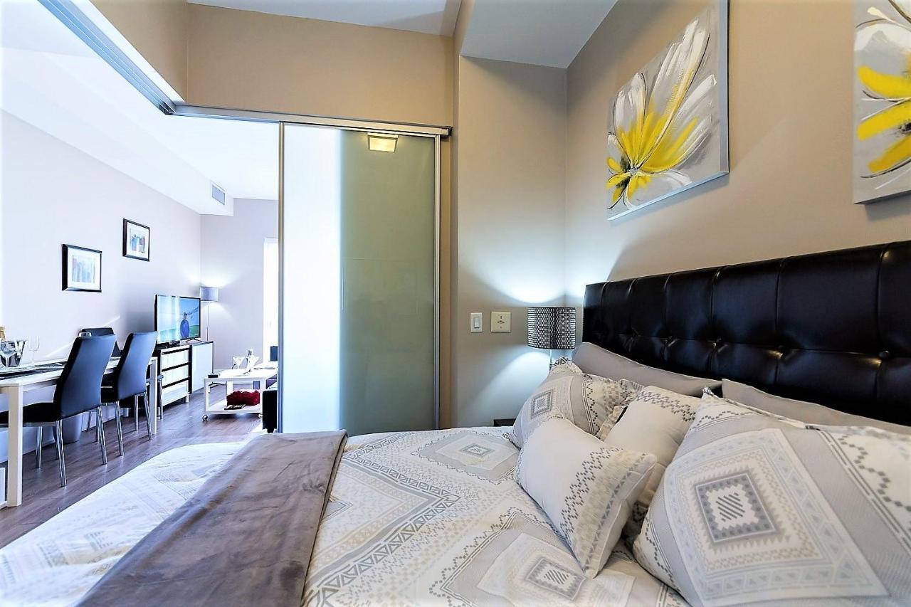 Upscale Suite At Cn Tower, Metro Convention & Rogers Centre Toronto Eksteriør bilde