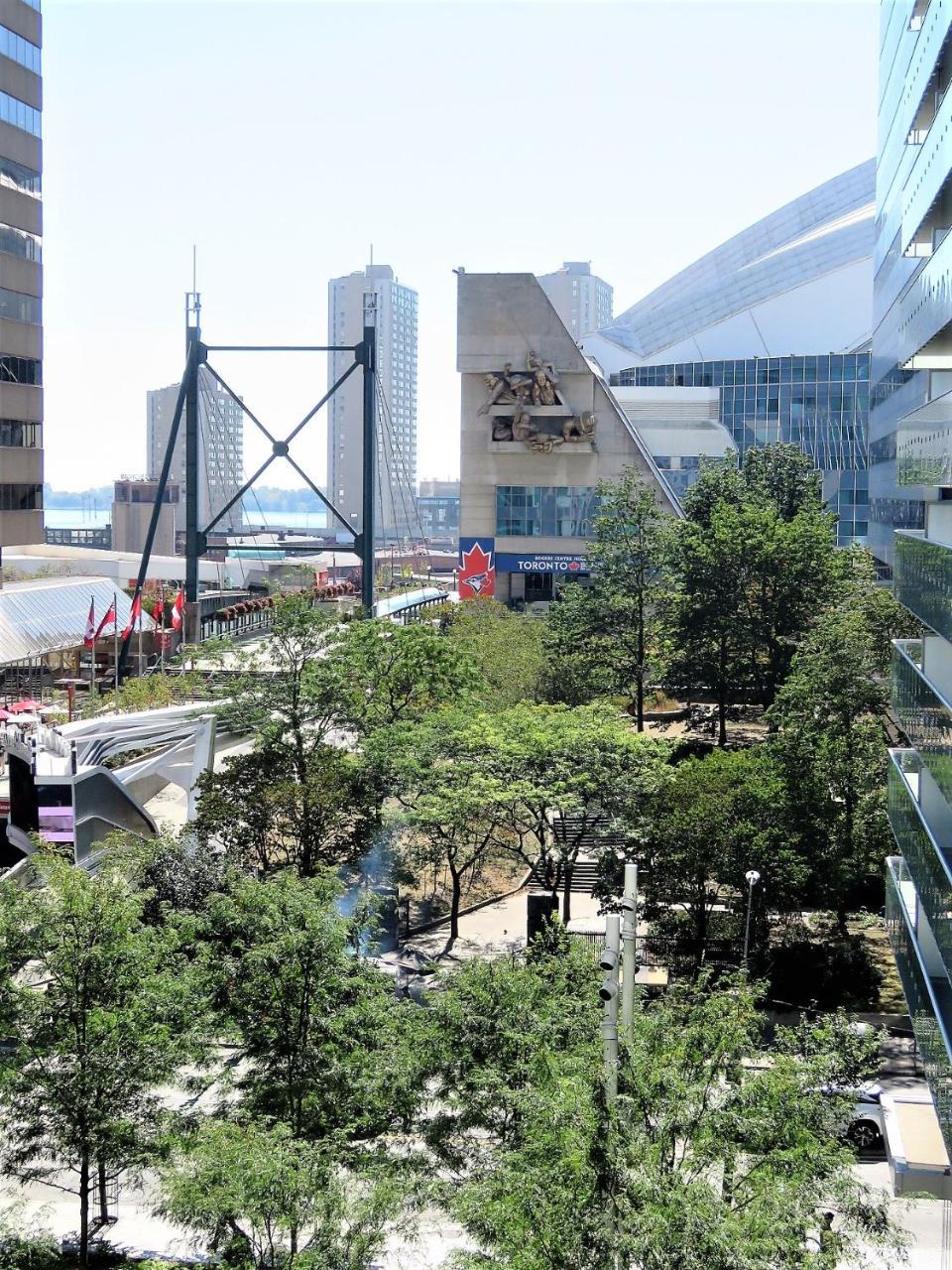 Upscale Suite At Cn Tower, Metro Convention & Rogers Centre Toronto Eksteriør bilde
