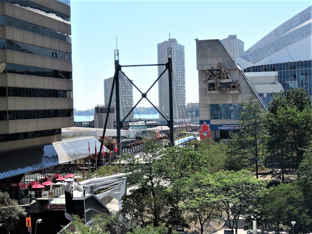 Upscale Suite At Cn Tower, Metro Convention & Rogers Centre Toronto Eksteriør bilde