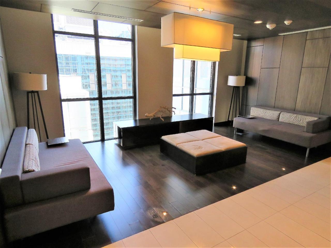 Upscale Suite At Cn Tower, Metro Convention & Rogers Centre Toronto Eksteriør bilde