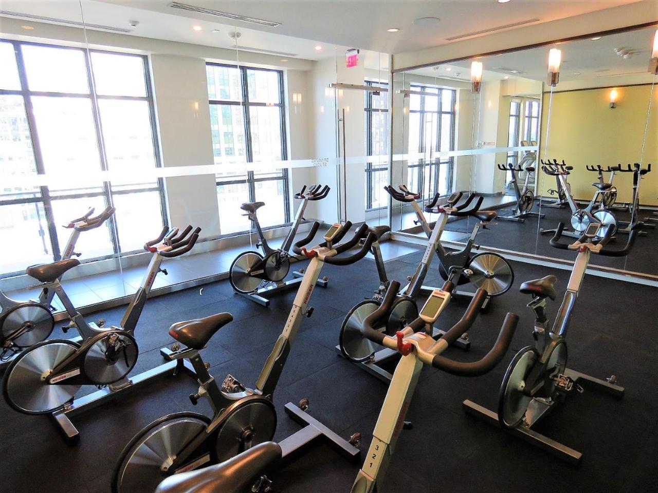 Upscale Suite At Cn Tower, Metro Convention & Rogers Centre Toronto Eksteriør bilde